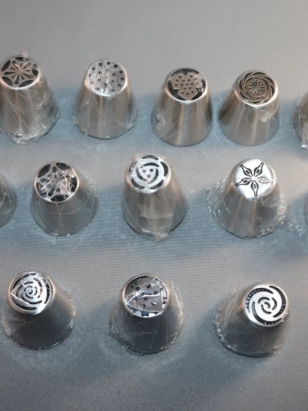 Lot of 14 Russian piping tips stainless steel